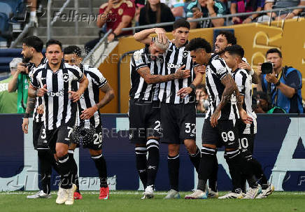 FIFA Club World Cup - Group B - Botafogo v Seattle Sounders FC