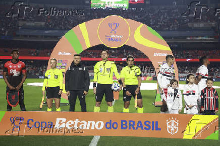 Match between São Paulo and Athletico Paranaense for the Brazilian Cup
