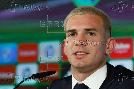 Presentación de Franco Mastantuono