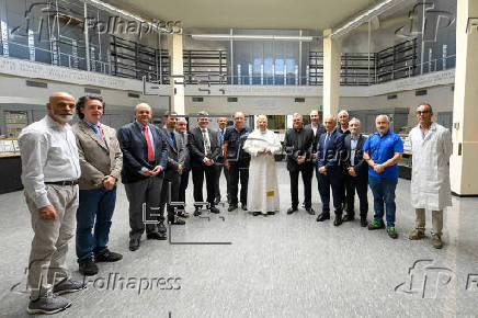 León XIV visita el control de Radio Vaticana y futuro proyecto agrovoltaico fuera de Roma