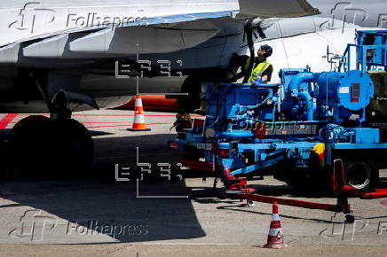 KLM files summary proceedings to prevent ground staff strike at Schiphol airport