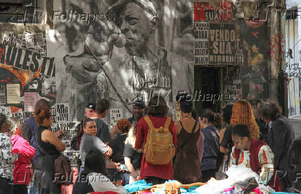 Manifestação contra a desapropriação do Teatro Contêiner