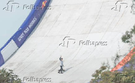 SKATE / SANDRO DIAS / MEGA RAMPA / MINEIRINHO