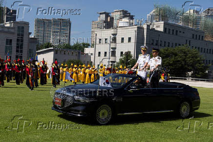 Gen, Yoshihide Yoshida, Chief of Staff, Joint Staff of Japan visits in Seoul