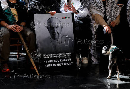 Cape Town activists hold vigil in solidarity with journalists in Gaza