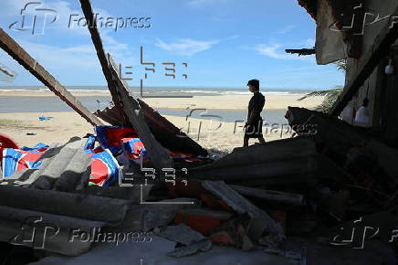 Several dead as Typhoon Kalmaegi batters central Vietnam