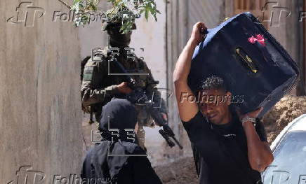 Israeli military operation continues for 97th consecutive day in Nur Shams refugee camp