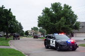 Minnesota police, FBI hunt suspect in deadly shooting of Democratic state lawmakers
