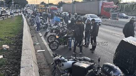 Acidente de trânsito com vítima fatal na marginal tietê