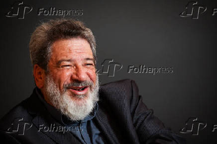 Cortella celebra 50 anos de carreira com novo livro