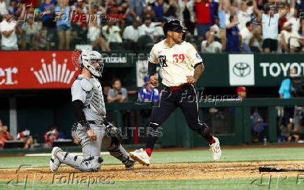 MLB: Detroit Tigers at Texas Rangers
