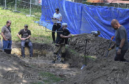 Polish soldiers who died in 1939 are exhumed in Lviv