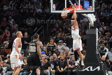 NBA: San Antonio Spurs at Phoenix Suns