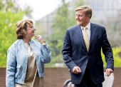 Dutch King Willem-Alexander attends meeting at Leiden University