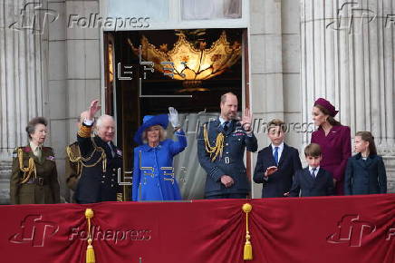 London procession to commemorate 80th anniversary of VE Day