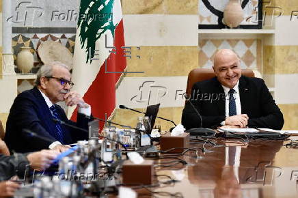 Lebanese government discusses weapon centralization in the army