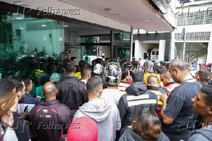 Lanchonete em SP vende lanche de pernil a R$ 1,99 na Black Friday