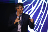 Prêmio BTG Pactual da Música Brasileira homenageia a dupla Chitãozinho e Xororó, em São Paulo