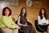Activista Nadia Murad en acto en La Casa Encendida