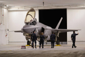 Israel dice que 200 aviones lanzaron el ataque contra más de 100 objetivos en Irán