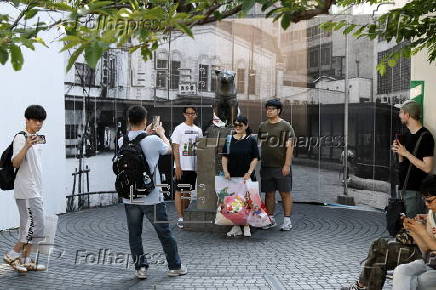 Foreign visitors to Japan hit almost 3.7 million in May, setting a new record for the month