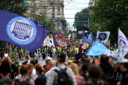 University students protest against new higher education law in Serbia