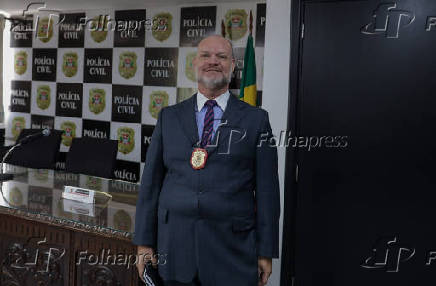 Coletiva de imprensa com delegado Demacro sobre caso Vitória