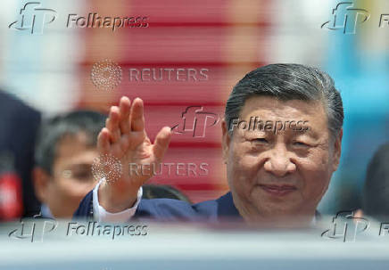 Chinese President Xi Jinping visits Vietnam