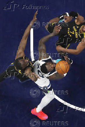 NBA: Playoffs-Golden State Warriors at Minnesota Timberwolves