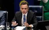 Senador Rodrigo Pacheco conduz eleição na câmara dos deputados