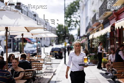 Daily life in Notting Hill, London