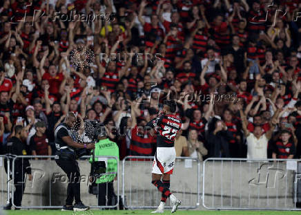 Copa Libertadores - Round of 16 - First Leg - Flamengo v Internacional