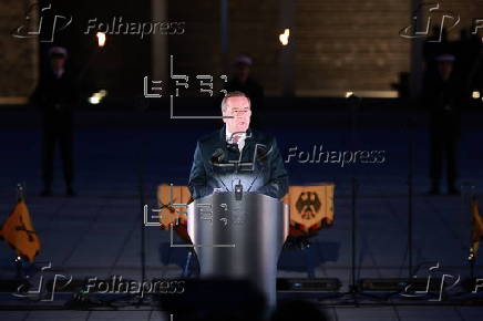 Military grand tattoo in honor of acting German Chancellor Olaf Scholz