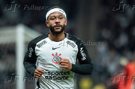 Partida entre corinthians e red bull bragantino pelo campeonato brasileiro