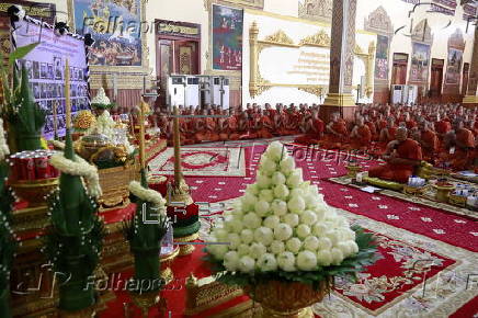 Cambodia holds Buddhist Ceremony to Honor Fallen Soldiers and Call for Peace in Phnom Penh
