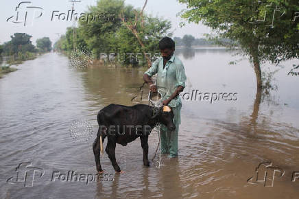 Monsoon rains and rising water levels in Muzaffargarh