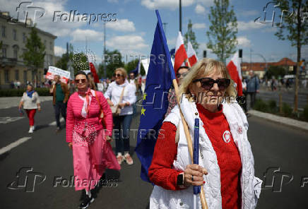 Poland's ruling party hosts 'Patriotic March' in Warsaw