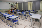 Sala de aula de escola pública no PR