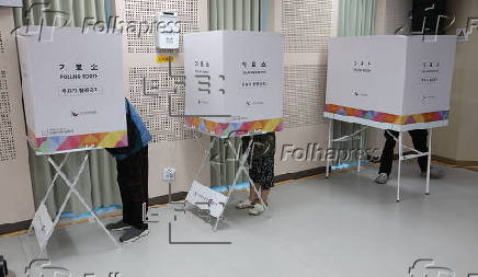 Early voting for South Korean presidential election