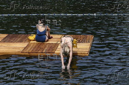 Three swimming spots open in the Seine river in Paris