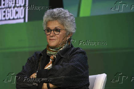 Izabella Teixeira was honored with the Norman Borlaug Award at the 24th Brazilian Agribusiness Congress