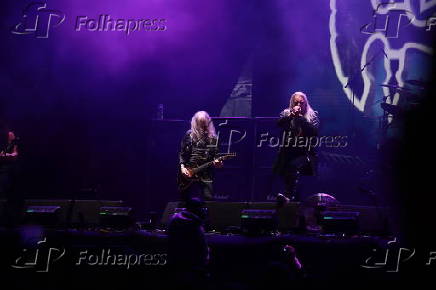 Saxon se apresenta no bangers open air