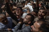 Over 25 killed in Israeli airstrike on restaurant, market in Gaza
