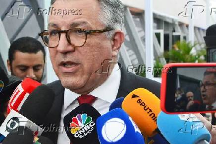 Entrevista com Ministro Alexandre Padilha no BRICS