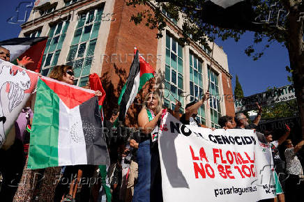 Demonstration in support of Global Sumud Flotilla in front of Israel embassy in Madrid