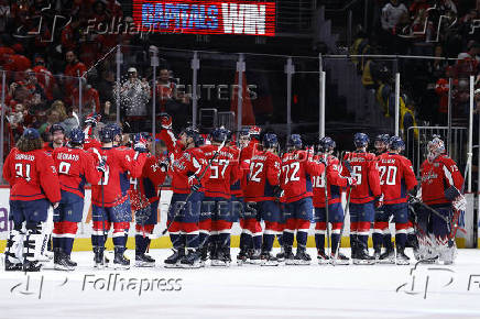 NHL: Carolina Hurricanes at Washington Capitals