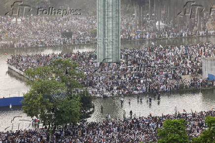 Muslims take part in March for Gaza rally in Dhaka