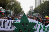 March in favor of full decriminalization of cannabis, in Mexico City