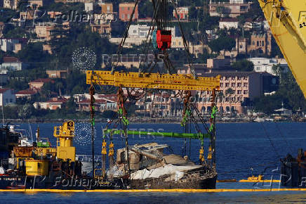 Recovery of Mike Lynch's sunken yacht 'Bayesian' from Sicilian waters