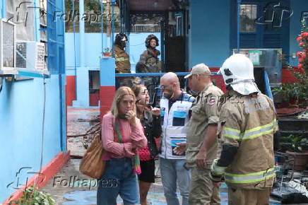 Incêndio destrói escola municipal na tijuca